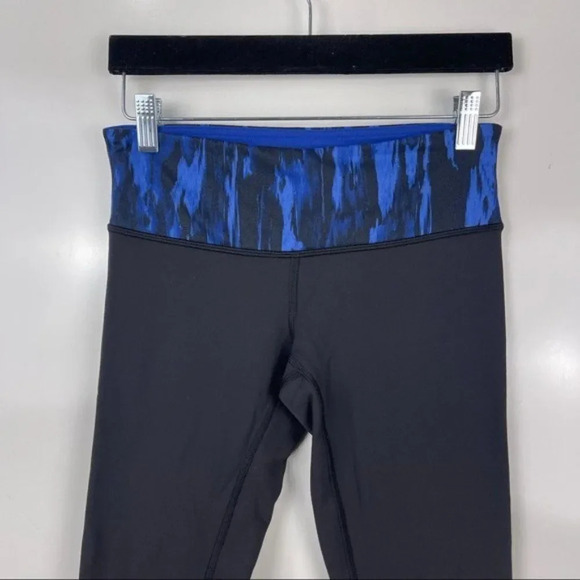 Lululemon Wunder Under Crop III Reversible Leggings Black/Blue Size 6 Womens - Picture 7 of 12